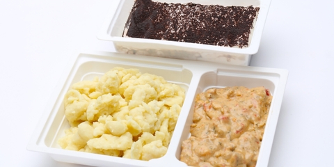 Kapros, paprikás sertésragu, túrós házi galuska, Jófalat tiramisu (140g)