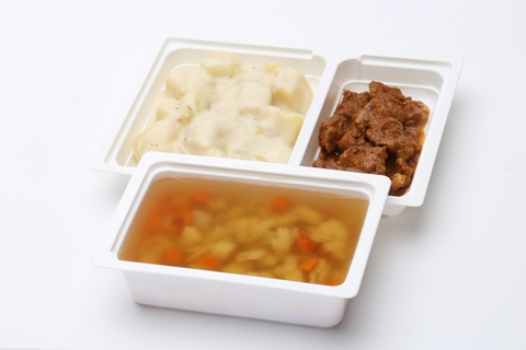 Müzliszelet (2 db), Erőleves zöldséggel, tésztával, Klasszikus burgonyafőzelék, sertéspörkölt Müzliszelet (2 db), Erőleves zöldséggel, tésztával, Klasszikus burgonyafőzelék, sertéspörkölt