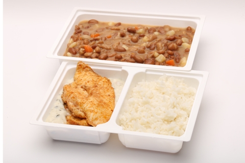 Bableves zöldségekkel, Sült csirkemell baconos, krémes szószban, rizs