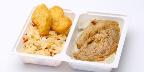 Krémes vargányás szűzérmék, pirított zöldséges rizs, röszti Krémes vargányás szűzérmék, pirított zöldséges rizs, röszti