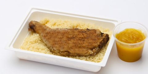 Sült csirkecomb, Chilis sárgabarack püré, kuszkusz
