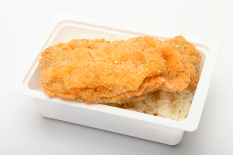 Szezámmagos rántott borda, rizs