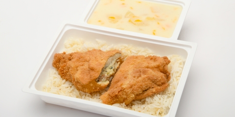 Trópusi gyümölcsleves, Zengővárkonyi rántott borda , rizs