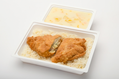 Trópusi gyümölcsleves, Zengővárkonyi rántott borda , rizs