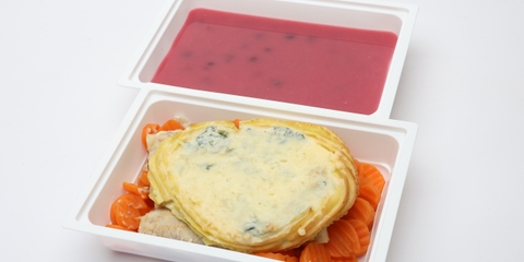 Erdei gyümölcsleves, Hekkfilé Gundel módra , párolt sárgarépa