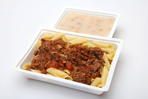 Gyömbéres almaleves, Paradicsomos-gombás GM penne, csirkével