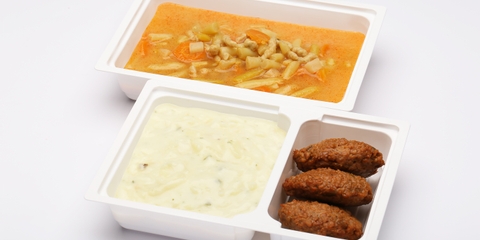 Magyaros zöldbableves GM tarhonyával, Paszternák főzelék, magvas csirkefasírt