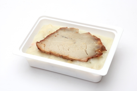 Karalábéfőzelék, sertéssült