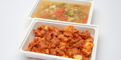 Daragaluska leves , Kanász-egytál (burgonya, sertéshús, kolbász)