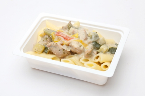 Mascarponés, trikolor paprikás, csirkés penne