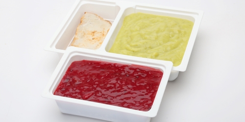 Reform zöldborsópüré főzelék , grill sertéskaraj, Túrós, meggyes rakottas (200g)