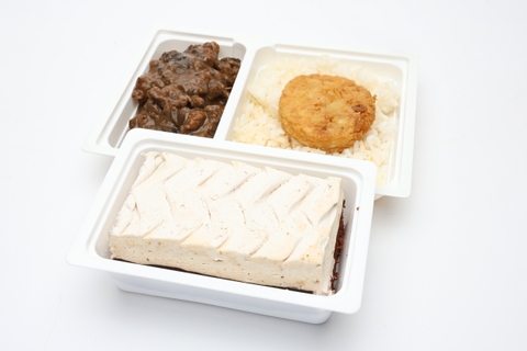 Vörösboros marharagu gombával, Rizs, röszti, Csokoládés-gesztenyés szelet (160g)