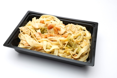 Jófalat Pad thai csirkehússal