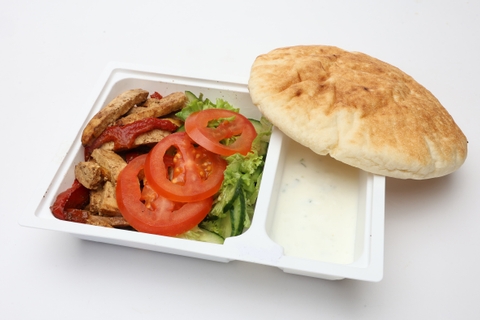 Tofu döner citrusos joghurttal , Pita