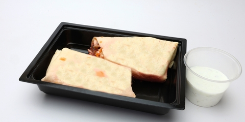 Sajtos-rántottás tortilla, fokhagymás tejföl