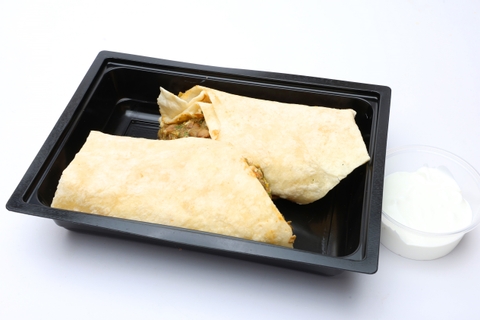 Csirkés-lencsés tortilla avokádóval, Tejföl