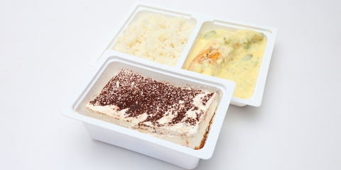 Spárgával töltött csirkemell, hollandi mártás, rizs, Jófalat tiramisu (140g)