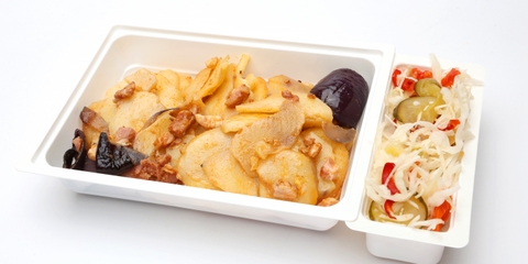 Kemencés krumpli (bacon, lilahagyma), házi csalamádé 