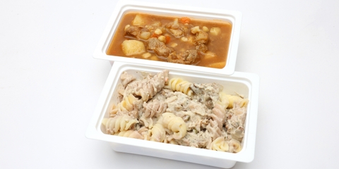 Gulyásleves (sertés), Kéksajtos-diós csirke kockák, fusilli tészta