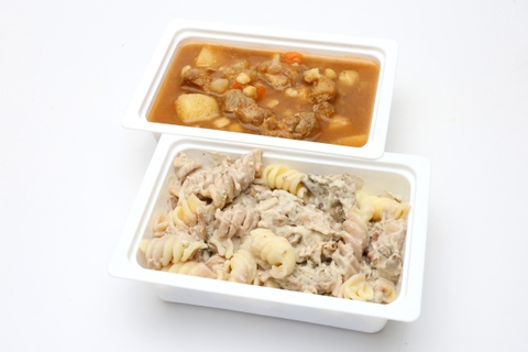 Gulyásleves (sertés), Kéksajtos-diós csirke kockák, fusilli tészta