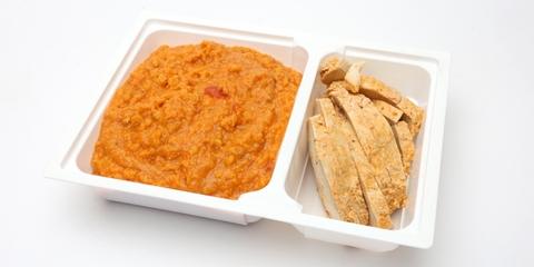 Indiai fűszeres csirkemell, vöröslencse dahl