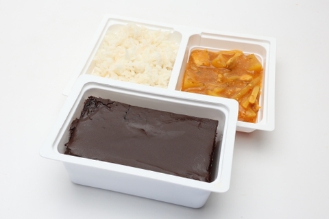 Édes-savanyú csirkemell, rizs, Rézi néni csokiszelete (190g)