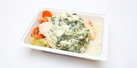 Csirkesteak parajos ricottával, Brokkoli, rizs, sárgarépakorong