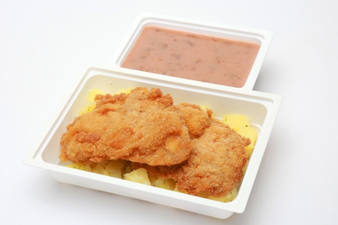 Szilvaleves, Rántott sertésszelet, petrezselymes burgonya