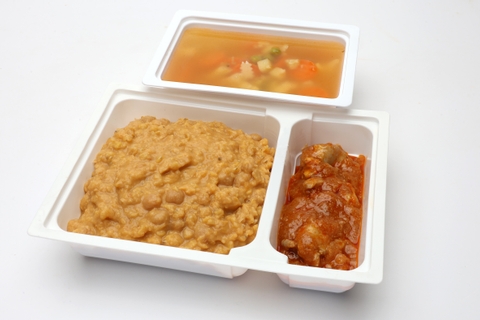 Tavaszi zöldségleves , Vöröslencsés csicseriborsó főzelék, csirkecombpörkölt