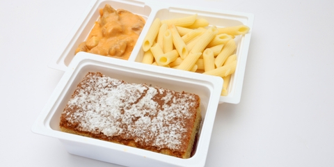 Vadas sertésragu, penne tészta, Meggyes házi pite (150g)