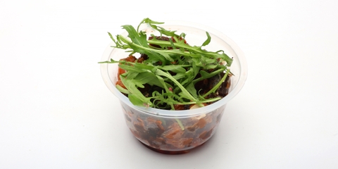 Sajtos édesburgonyasaláta rukkolával (140g)