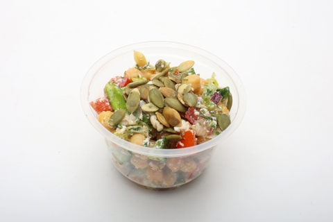 Rikottás-színes csicseriborsó saláta (145g)