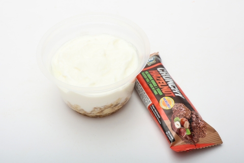 DW Crunchy Mogyoró (30g), Zabpelyhes kefír (130g)