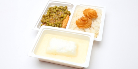 Zöldborsós sertésszelet, rizs, Duchess burgonya, Madártej (250g)