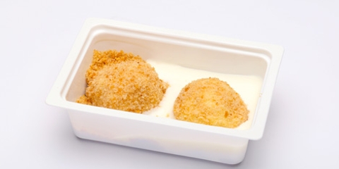 Túrógombóc pirított morzsával, tejföllel (220g)