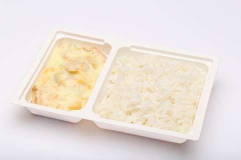 Barackos, currys csirkemell, rizs