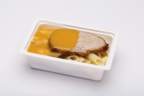 Vadas sertéssült, penne tészta