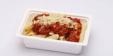 Piedone penne (kukorica, vörösbab, paradicsom, darálthús)