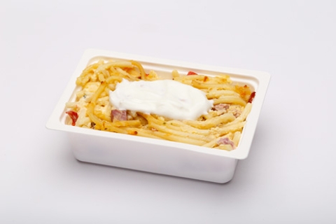 Füstölt tarjás, sajtos, túrós rakott makaróni