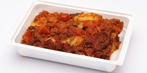 Muszaka (darálthús, burgonya, paradicsom, padlizsán)