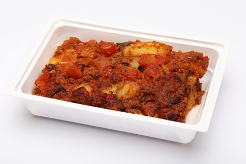 Muszaka (darálthús, burgonya, paradicsom, padlizsán)