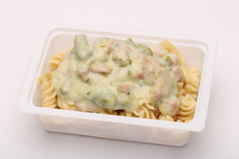 Sonkás-spárgás fusilli