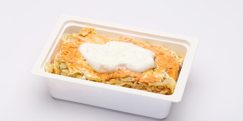 Rakott kelkáposzta, tejföllel