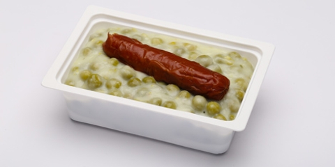 Zöldborsófőzelék , sertésvirsli