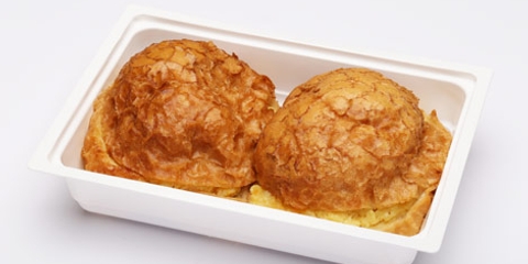 Vaníliás túrókrémmel töltött zsemle (400g)