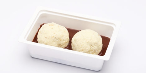 Zabpelyhes túrógombóc, csokoládéöntettel (300g)