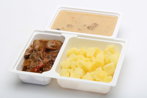 Bakonyi betyárleves, Pirított csirkemáj, főtt burgonya