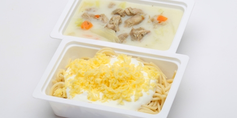 Szárnyas csorbaleves, Sajtos, tejfölös spagetti