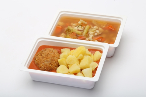 Zöldségleves tarhonyával, Paradicsomos húsgombóc, főtt burgonya