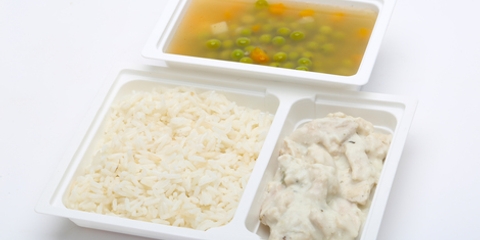 Falusi zöldborsóleves, Majorannás csirketokány, rizs